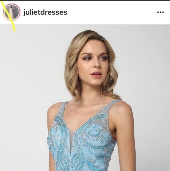 Gown size M (6) Juliet Blue shinning dress + Free shawl 💙 - Picture 9 of 12